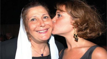 بعد شائعة وفاتها.. 10 معلومات عن زيزي مصطفى والدة منة شلبي
